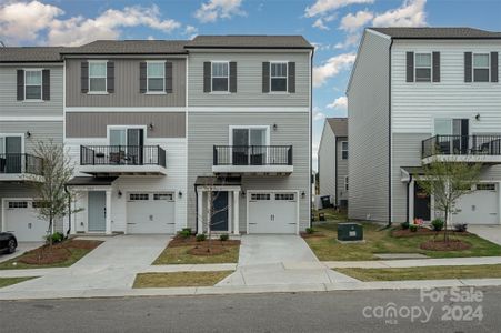 New construction Townhouse house 13047 Gadwal Pintail Drive, Charlotte, NC 28262 - photo 0