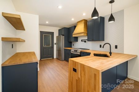 New construction Single-Family house 415 S Boyd St, Gastonia, NC 28052 null- photo 3 3