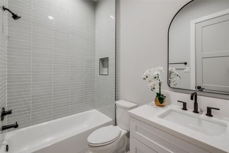 New construction Single-Family house 920 E 25Th St, Houston, TX 77009 - image 18