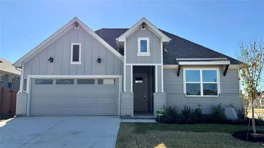 New construction Single-Family house 2500 Goldfinch Dr, Denton, TX 76205 plan Kingbird - image
