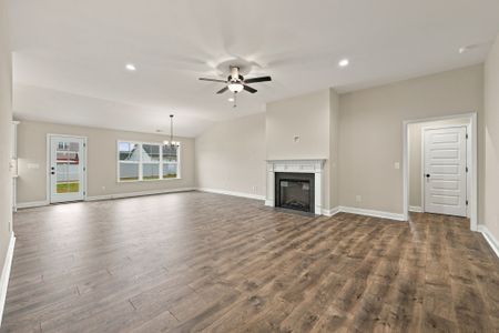 New construction Single-Family house 336 Gerbera Ct, Greenville, NC 27858 plan Sumner - image 18