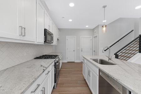 New construction Townhouse house 803 Fireship Rd, Fuquay Varina, NC 27526 plan Luna - image 18