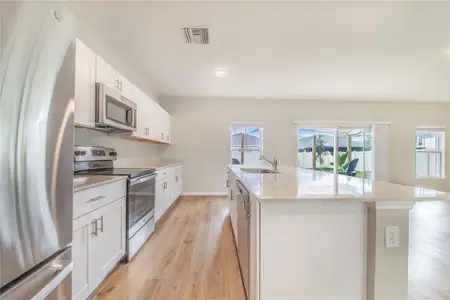 New construction Single-Family house 870 Sand Sea Pl, Haines City, FL 33844 plan Catalina - image 6