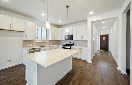 MODEL HOME images may NOT be consistent with the finished product.