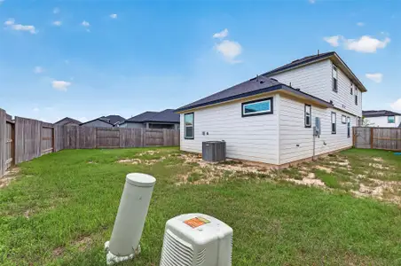 New construction Single-Family house 1439 Terry Roberts Dr, Angleton, TX 77515 - image