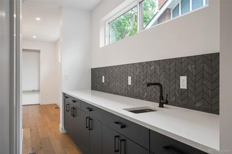 New construction Single-Family house 872 S Vine St, Denver, CO 80209 - image 9