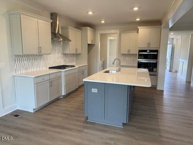 New construction Single-Family house 200 Kissington Wy, Benson, NC 27504 plan Colfax - image 4