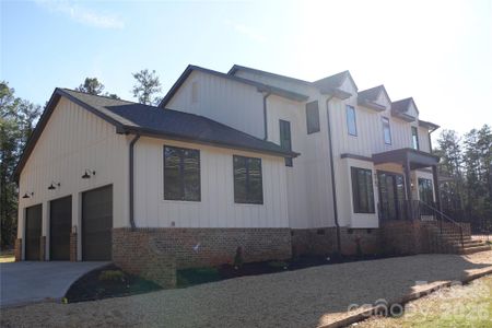 New construction Single-Family house 449 W North Corner Rd, Lancaster, SC 29720 - image