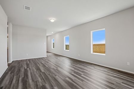 New construction Single-Family house 5600 San Pietro Dr, Austin, TX 78747 plan Cloverleaf 1533 - image 14
