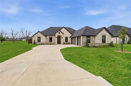 New construction Single-Family house 2172 Middlewood Cir, Granbury, TX 76049 - image