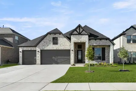 New construction Single-Family house 1204 Flock Dr, Mansfield, TX 76063 plan Woodford F-BG - image