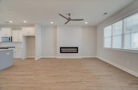 New construction Townhouse house 3304 Cranston Ln, Kennesaw, GA 30144 Kaufman C- photo 10 10