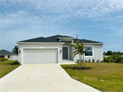 New construction Single-Family house 154 White Pine Dr, Rotonda West, FL 33947 plan Seabreeze - image