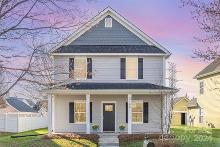 New construction Single-Family house 8108 Bud Henderson Road, Huntersville, NC 28078 - photo 0