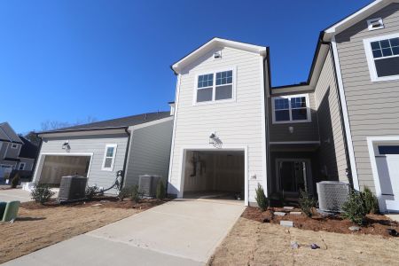 New construction Townhouse house 3197 Mission Olive Pl, New Hill, NC 27562 Hazelnut - Townhome Series- photo 93 93