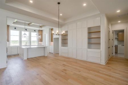 New construction Single-Family house 210 Talpin Ln, Venus, TX 76084 plan The Avery - image 9