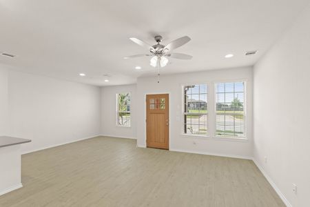 New construction Townhouse house 4509 Avion Dr, Sanger, TX 76266 plan Graham - image 19