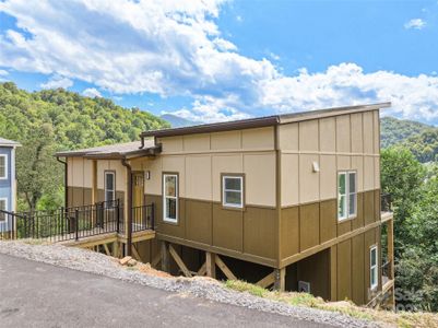 New construction Single-Family house 201 Kadire Dr, Waynesville, NC 28785 - image