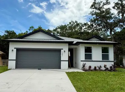 New construction Single-Family house 1351 S Mellonville Ave, Sanford, FL 32771 - image