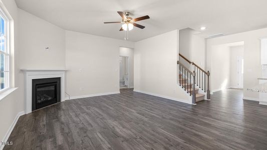 New construction Single-Family house 420 Blue Aspen Dr, Fuquay Varina, NC 27526 Hayden- photo 12 12