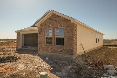 New construction Single-Family house 1109 Limestone Rdg, Seguin, TX 78155 null- photo 10 10