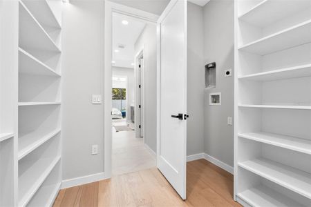 New construction Single-Family house 22 E Steele St, Orlando, FL 32804 - image 19