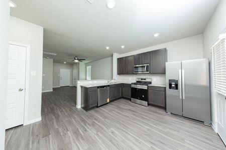 New construction Single-Family house 3038 Nickell Back Dr, Conroe, TX 77301 plan The Woodland - image 4