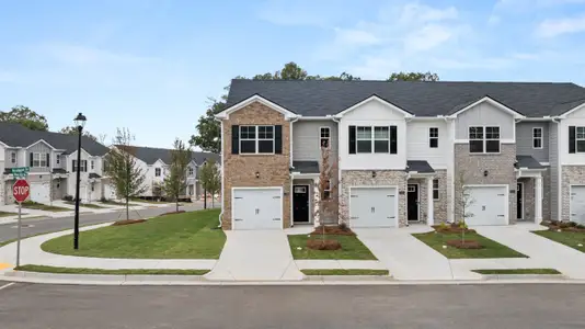 New construction Single-Family house 2054 Crossing Rd, Stone Mountain, GA 30088 plan Pearson - image