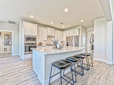 New construction Single-Family house 12103 Champions Forest, Mont Belvieu, TX 77535 Aintree- photo 1 1