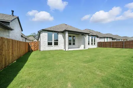 New construction Single-Family house 538 Lavender Dr, Van Alstyne, TX 75495 plan Chesterfield Plan - image