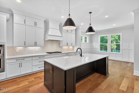 New construction Single-Family house 122 Sanderway Dr, Chapel Hill, NC 27516 null- photo 13 13