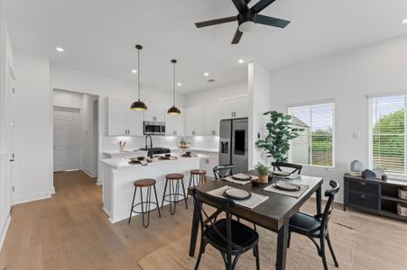 New construction Single-Family house 3002 Jensen Springs Ln, Houston, TX 77026 - image 13