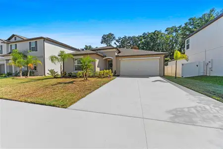 New construction Single-Family house 6494 Beverly Hills Dr, Zephyrhills, FL 33541 plan Hartford II - image