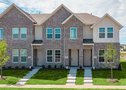 New construction Townhouse house 5222 Springlake Pkwy, Haltom City, TX 76117 - image