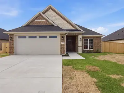 New construction Single-Family house 213 Alice Ct, Grand Prairie, TX 75051 - image