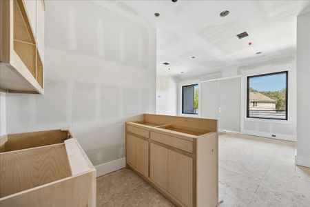 New construction Single-Family house 9050 Elizabeth Rd, Houston, TX 77055 - image 20