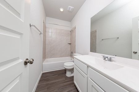 New construction Single-Family house 3033 Mustang Grove Wy, Brookshire, TX 77423 plan The Benbrook - image 6