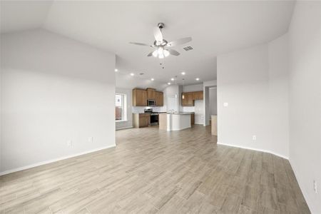 New construction Single-Family house 4365 Sun Meadow Dr, Joshua, TX 76058 Concept 1991- photo 13 13