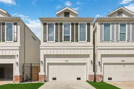 New construction Single-Family house 10610 Ashville Dr, Houston, TX 77051 - image