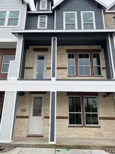 New construction Townhouse house 250 Harris St, Lewisville, TX 75057 null- photo 2 2