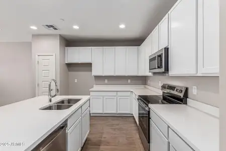 New construction Townhouse house 733 E Commonwealth Ave 26, Unit 26, Chandler, AZ 85225 - image 9