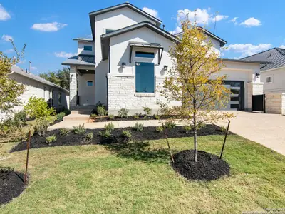 New construction Single-Family house 13 Denbury Gln, San Antonio, TX 78257 null- photo 1 1