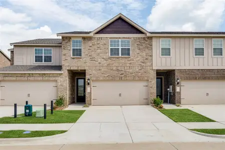 New construction Townhouse house 449 Mb'S Wy, Pilot Point, TX 76258 - image