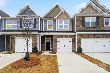 New construction Townhouse house 4235 Black Ct, Unit 197, Harrisburg, NC 28075 - image