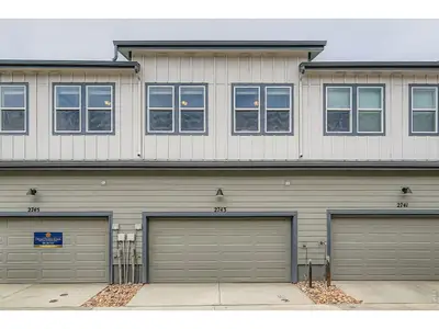 New construction Townhouse house 2805 Bear Springs Cir, Longmont, CO 80503 - image