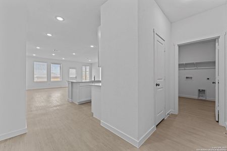 New construction Single-Family house 3844 Northaven Trl, New Braunfels, TX 78132 plan Carmel - image 16