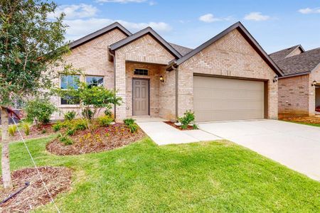 New construction Single-Family house 3325 Fortress Wy, Denton, TX 76208 plan Desoto - 40' Smart Series - image