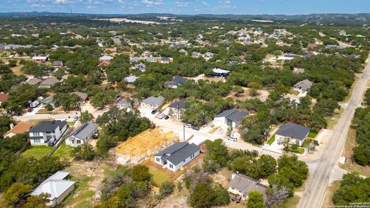 New construction Single-Family house 1432 Green Mdw, Spring Branch, TX 78070 null- photo 38 38