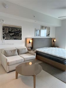 New construction Condo house 159 Ne 6Th St, Unit 3810, Miami, FL 33132 - image 9