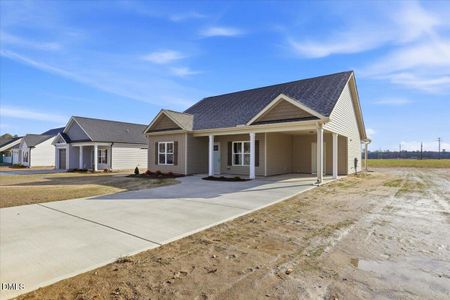 New construction Single-Family house 604 S Vance St, Fremont, NC 27830 - image